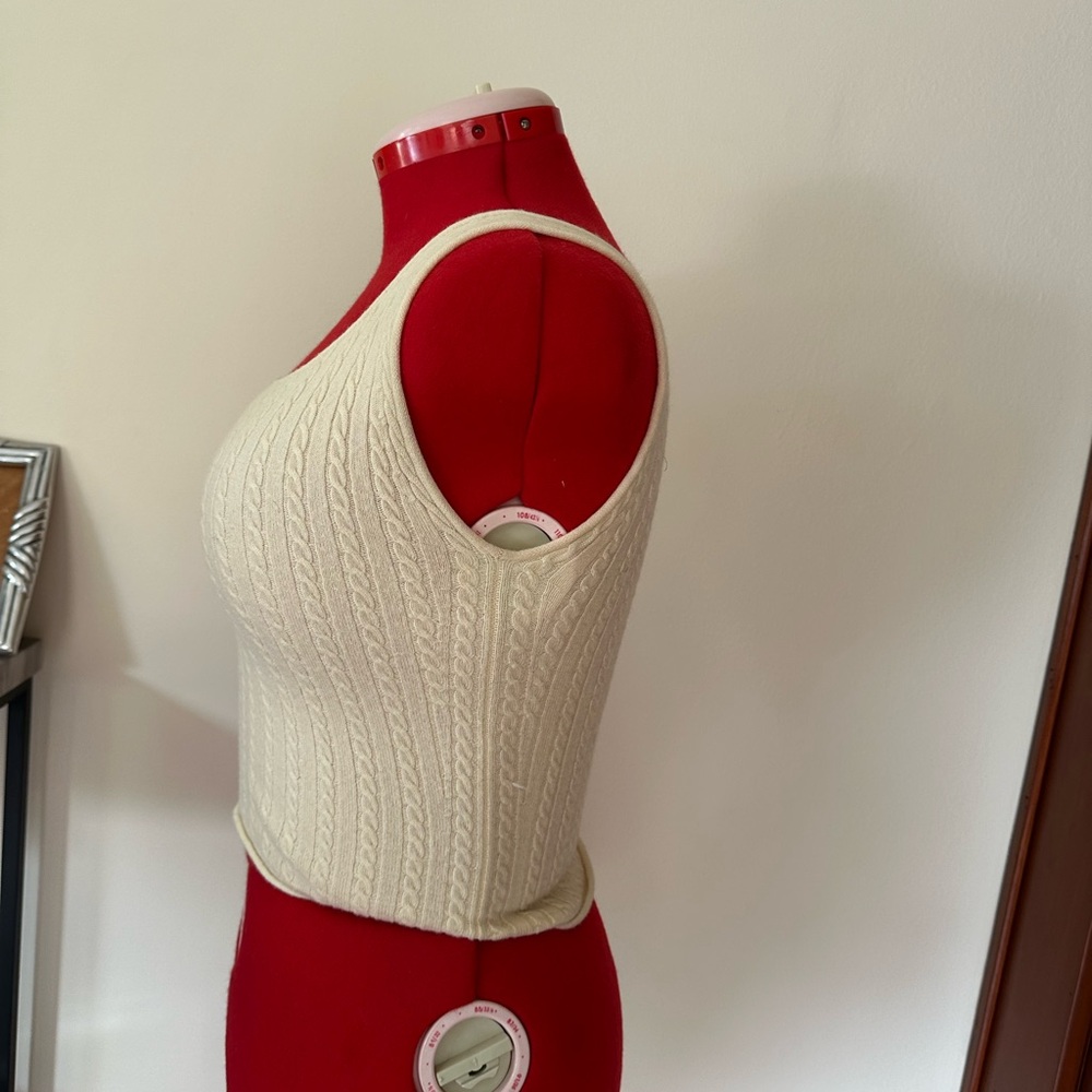 Armani Collezioni Cream Knit Top - Picture 2 of 10
